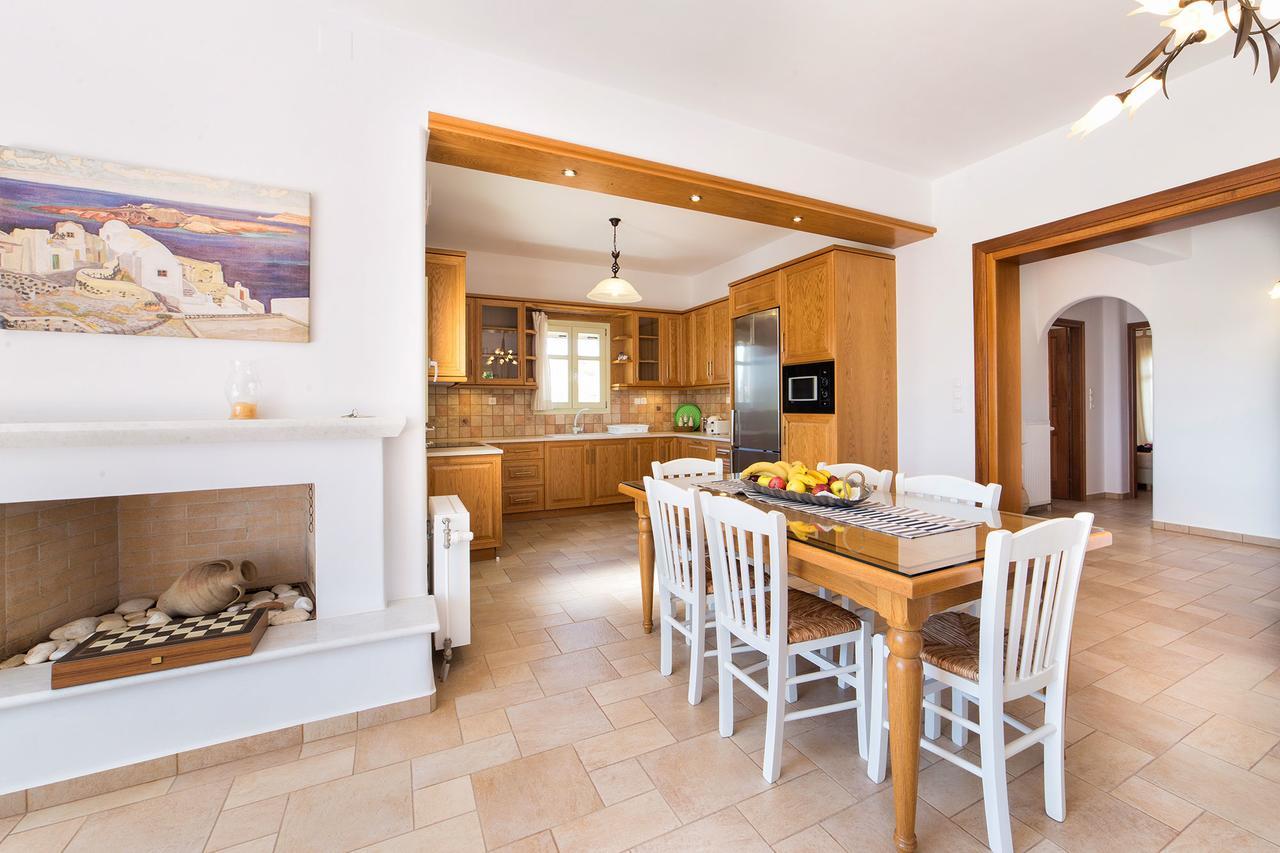 Villa San Dimitrio House On The Beach Logaras Exterior foto